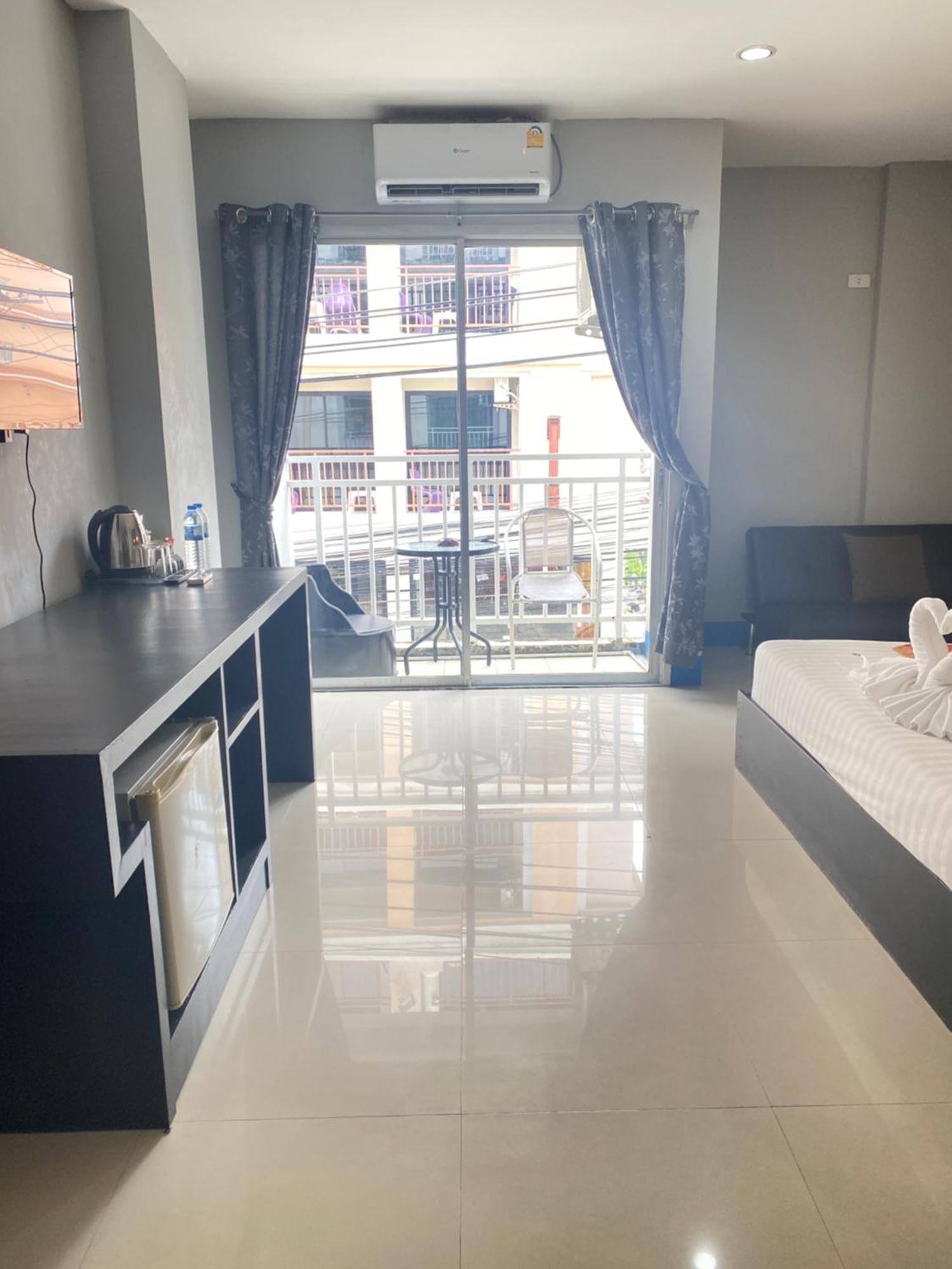 Holiday Home Patong Kültér fotó